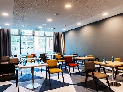 *** Hotel Holiday Inn Express - Cologne - City Centre Germania