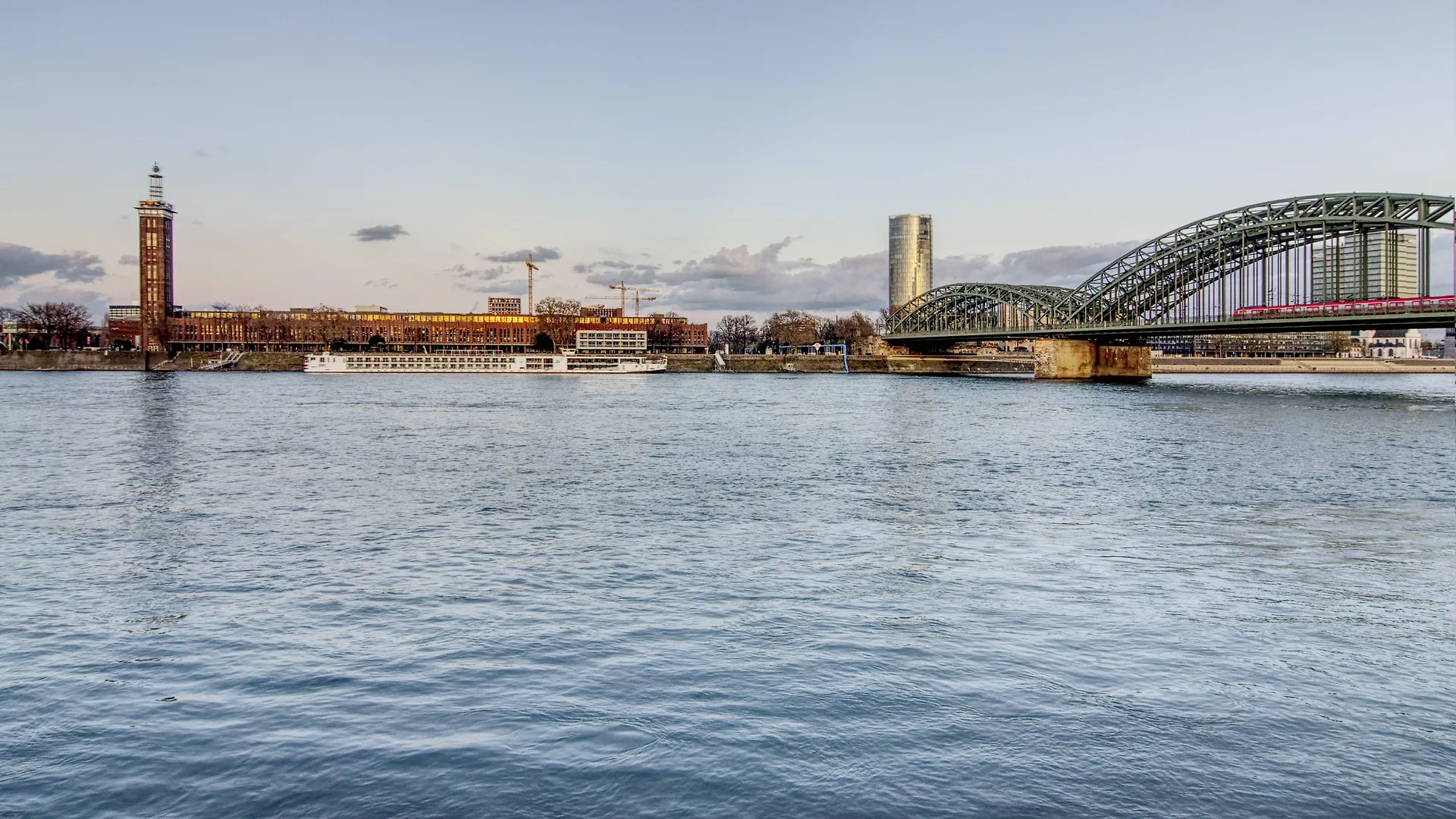 Holiday Inn Express - Cologne - City Centre Germania
