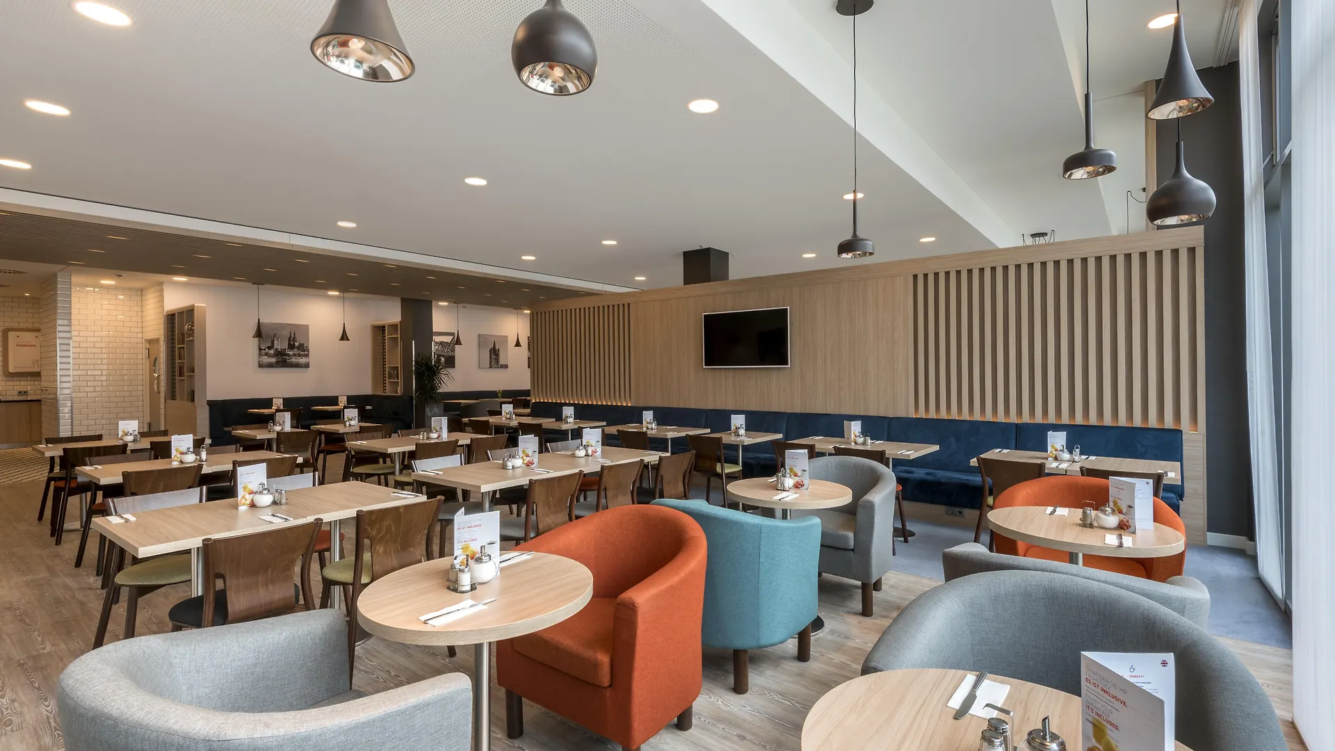 Holiday Inn Express - Cologne - City Centre 3*,