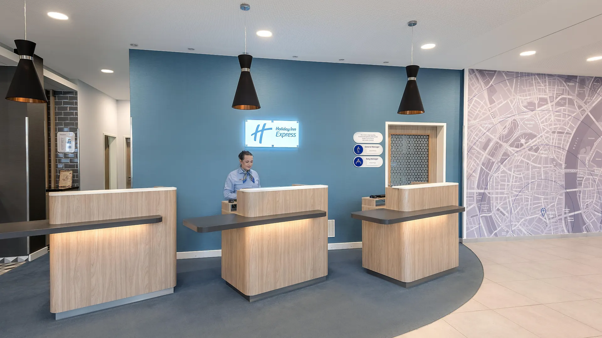 Holiday Inn Express - Cologne - City Centre 3*,
